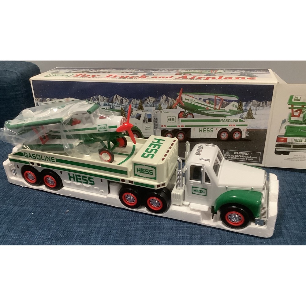 2002 Hess Toy Truck and Motorized Airplane Light & Sound NEW FROM FACTORY IN BOX